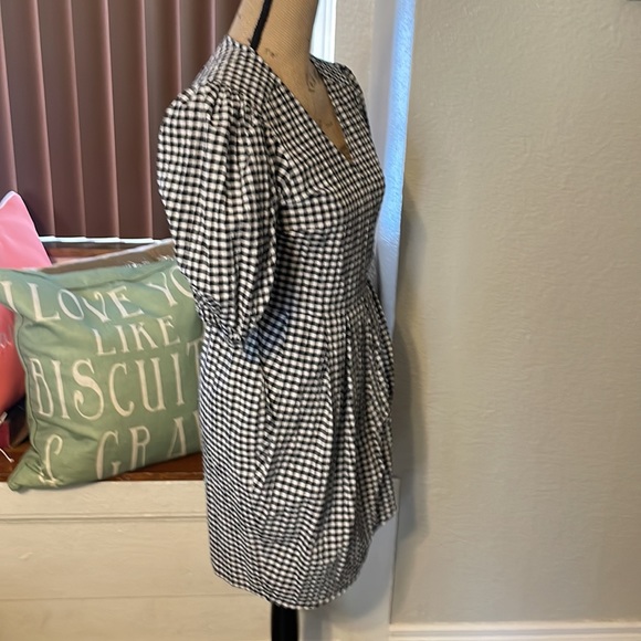NWT black and white gingham print wrap dress with pockets. - Picture 6 of 9